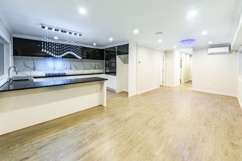 Photo of property in 16 Quattro Avenue, Flat Bush, Auckland, 2019