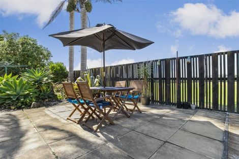 Photo of property in 18 Hoylake Place, Wattle Downs, Auckland, 2103