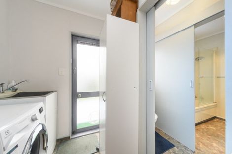 Photo of property in 84 Hillcrest Drive, Kelvin Grove, Palmerston North, 4414