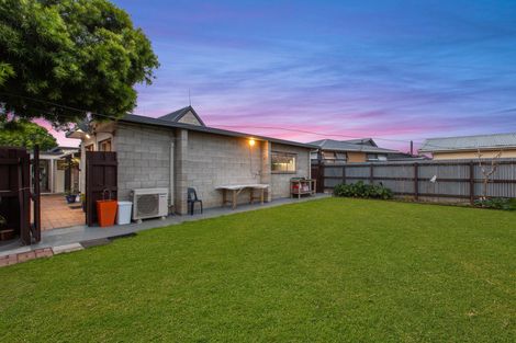 Photo of property in 18 Kohinoor Avenue, Mangere, Auckland, 2022