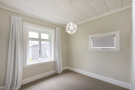 Photo of property in 31 Frederick Street, Terrace End, Palmerston North, 4410
