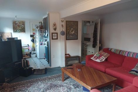 Photo of property in 84 Shetland Street, Glen Eden, Auckland, 0602