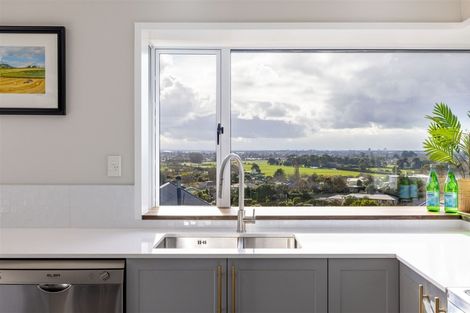 Photo of property in 1/5 Uldale Place, Westmorland, Christchurch, 8025