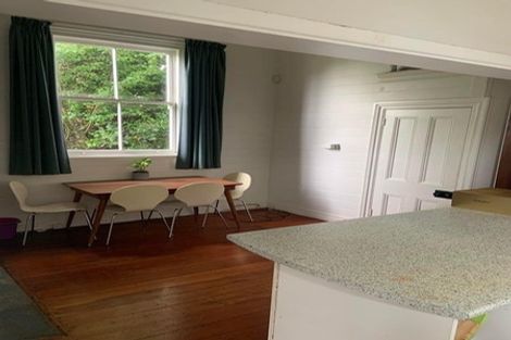 Photo of property in 37 Te Wharepouri Street, Berhampore, Wellington, 6023