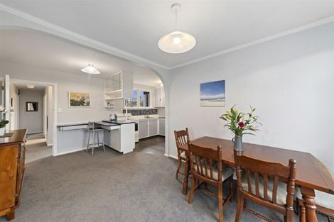 Photo of property in 32 Stackhouse Avenue, Bishopdale, Christchurch, 8053