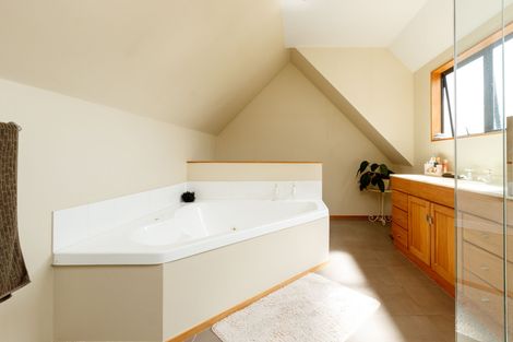 Photo of property in 7a Palm Avenue, Hokowhitu, Palmerston North, 4410