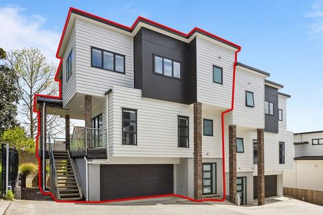 Photo of property in 4225a Great North Road, Glendene, Auckland, 0602