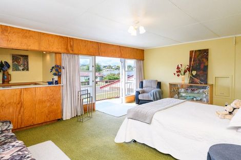 Photo of property in 85 Willoughby Street, Halcombe, Feilding, 4779