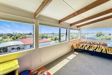 Photo of property in 10 Claydon Place, Ohope, 3121