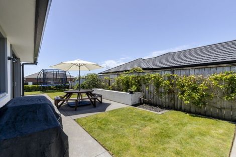 Photo of property in 22 Keene Drive, Bell Block, New Plymouth, 4312