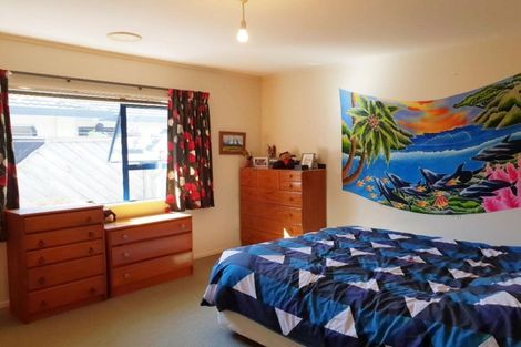 Photo of property in 12a Kentwood Drive, Woodridge, Wellington, 6037