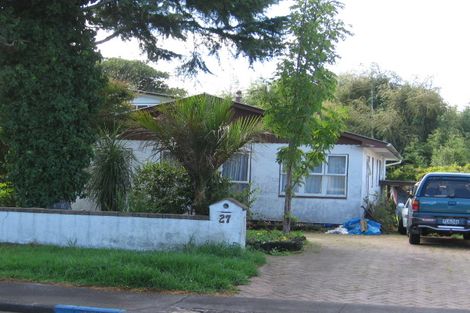 Photo of property in 27 Longburn Road, Henderson, Auckland, 0610