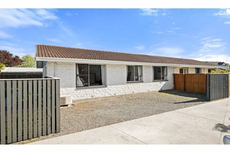 Photo of property in 2/50 Valecrest Avenue, Parklands, Christchurch, 8083