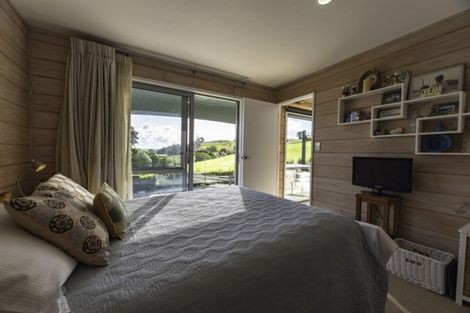 Photo of property in 16 Te Akau Drive, Russell, 0272