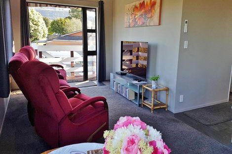 Photo of property in 134 Kawaha Point Road, Kawaha Point, Rotorua, 3010