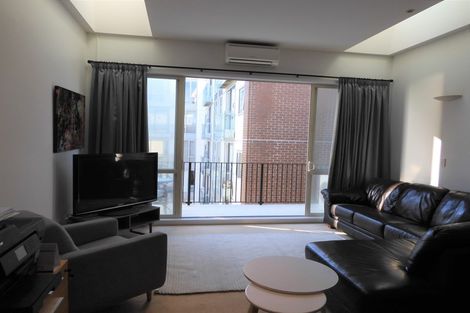 Photo of property in De Vere Apartments, 2/23 Tennyson Street, Te Aro, Wellington, 6011