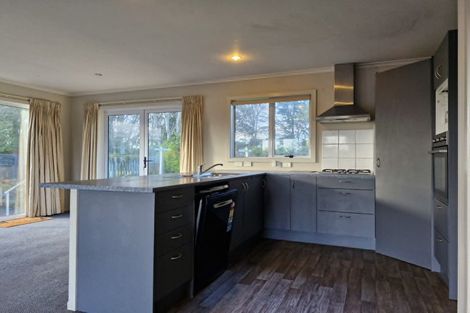 Photo of property in 111 Glenpark Avenue, Frankleigh Park, New Plymouth, 4310