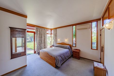 Photo of property in 2449 State Highway 2, Waipukurau, 4281