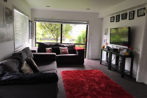 Photo of property in 22 Palomino Drive, Henderson, Auckland, 0612