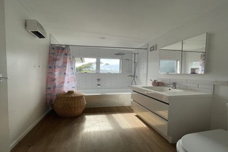 Photo of property in 5 Upper Cross Street, Raglan, 3225