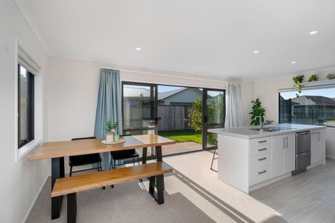 Photo of property in 44 Kapuka Street, Papamoa Beach, Papamoa, 3118