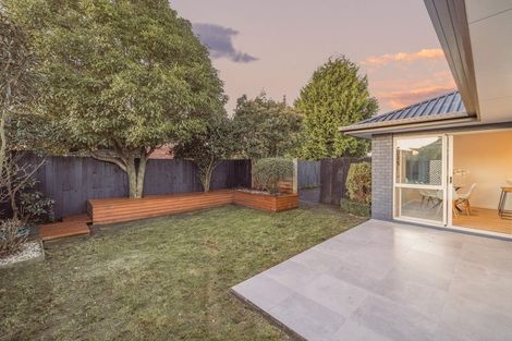 Photo of property in 2/97a Grimseys Road, Redwood, Christchurch, 8051