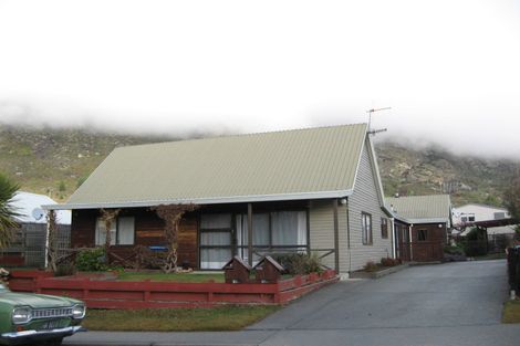 Photo of property in 28a Remarkables Crescent, Frankton, Queenstown, 9300