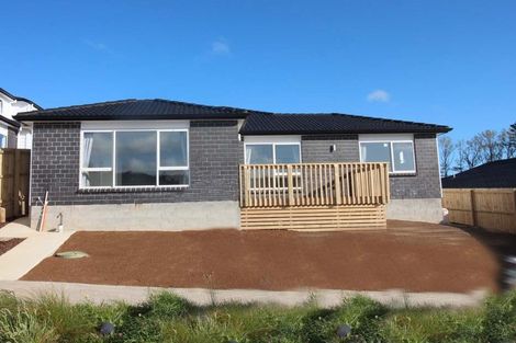 Photo of property in 78 Jeroboam Loop, Kumeu, 0810