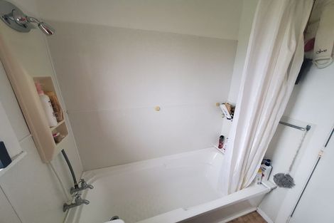 Photo of property in 21 Wrantage Street, Westown, New Plymouth, 4310