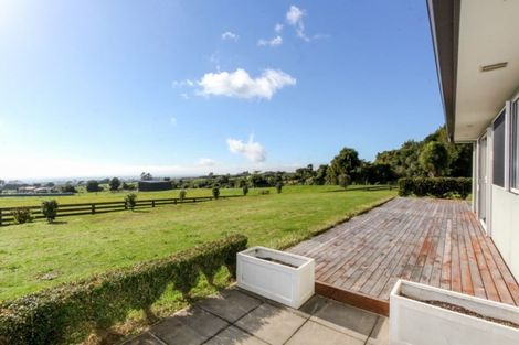 Photo of property in 5 Maunga Heights, Hurworth, New Plymouth, 4371