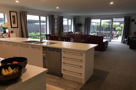 Photo of property in 4 Urihia Street, Marshland, Christchurch, 8083