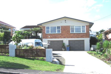 Photo of property in 18 Jaemont Avenue, Te Atatu South, Auckland, 0610