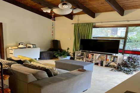 Photo of property in 20 Braemar Road, Castor Bay, Auckland, 0620