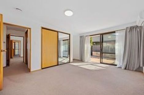 Photo of property in 2/12 Dumfries Drive, Hei Hei, Christchurch, 8042