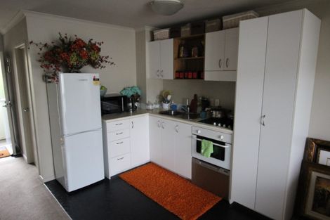 Photo of property in 22/8 Carolina Place, Albany, Auckland, 0632