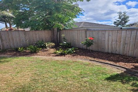 Photo of property in 5 Greta Banks Place, Wattle Downs, Auckland, 2103