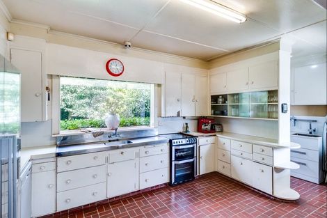 Photo of property in 32 Saint Andrews Road, Havelock North, 4130