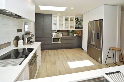 Photo of property in 6 Munro Place, Flagstaff, Hamilton, 3210