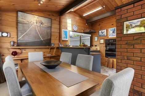 Photo of property in 25 Linklater Avenue, Bellevue, Tauranga, 3110