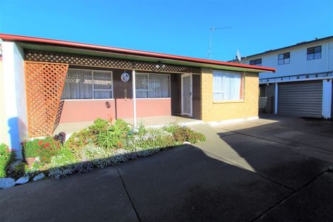 Photo of property in 2/14 Oxford Street, West End, Timaru, 7910