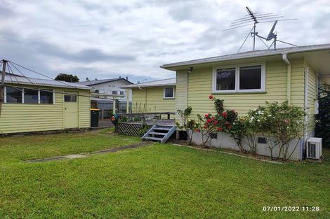 Photo of property in 45 Gossamer Drive, Pakuranga Heights, Auckland, 2010