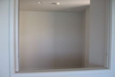 Photo of property in Shelley Bay Terraces, 1/61 Maupuia Road, Maupuia, Wellington, 6022