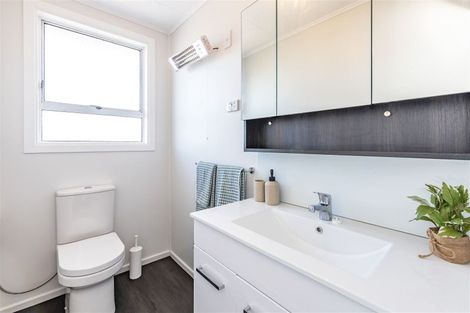 Photo of property in 57 Highsted Road, Bishopdale, Christchurch, 8053