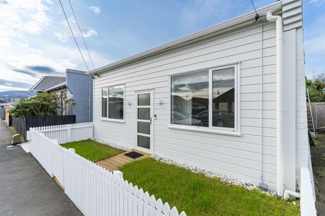 Photo of property in 8 Cashel Street, South Dunedin, Dunedin, 9012