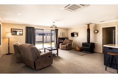 Photo of property in 15 Greenfield Place, Twizel, 7901