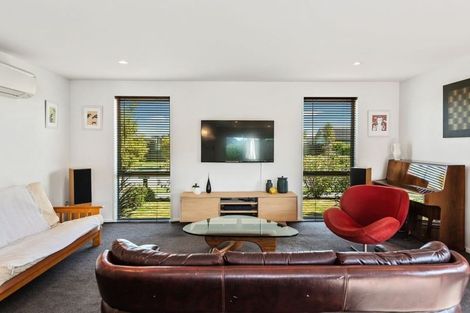 Photo of property in 28 Gosling Crescent, Halswell, Christchurch, 8025