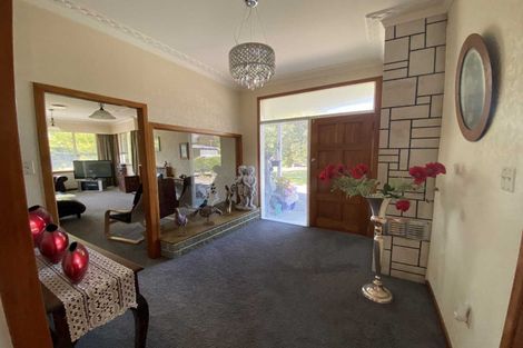 Photo of property in 18 Arthur Road, Paraite, New Plymouth, 4373