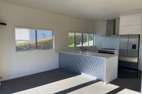 Photo of property in 1/17 Hart Road, Hauraki, Auckland, 0622
