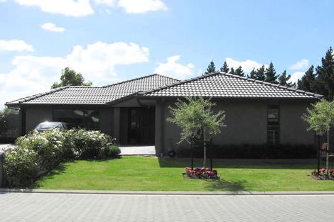 Photo of property in 19 Edwin Trent Drive, Prebbleton, 7604