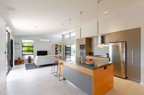 Photo of property in 10 Pacific Avenue, Poraiti, Napier, 4112